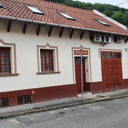 Palantir Panzio Bed & Breakfast Miskolc Exterior photo