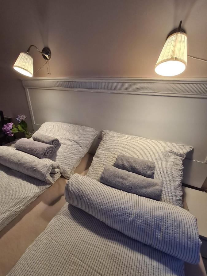 Palantir Panzio Bed & Breakfast Miskolc Exterior photo