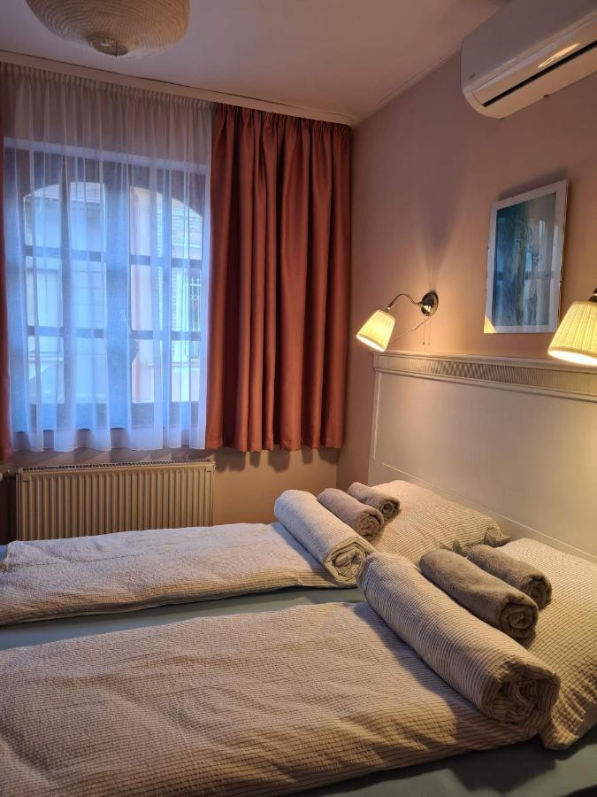 Palantir Panzio Bed & Breakfast Miskolc Exterior photo