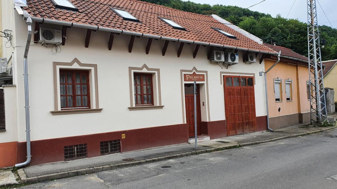 Palantir Panzio Bed & Breakfast Miskolc Exterior photo