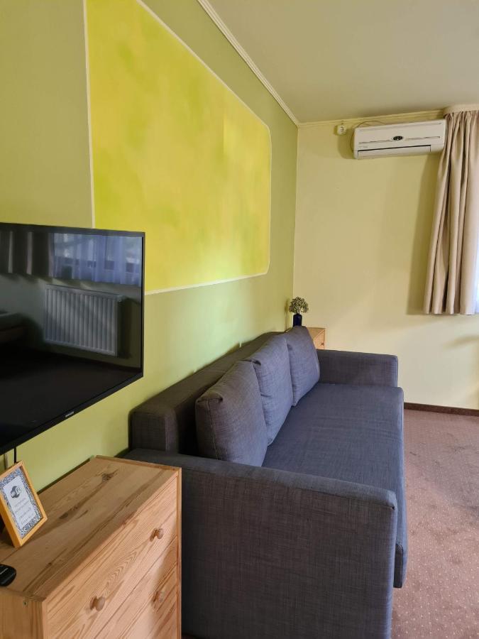 Palantir Panzio Bed & Breakfast Miskolc Exterior photo