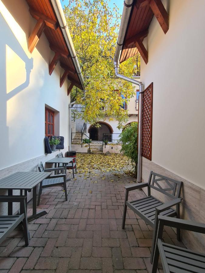 Palantir Panzio Bed & Breakfast Miskolc Exterior photo
